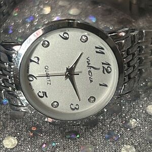 VINTAGE Silver Women's Quartz Bracelet Watch